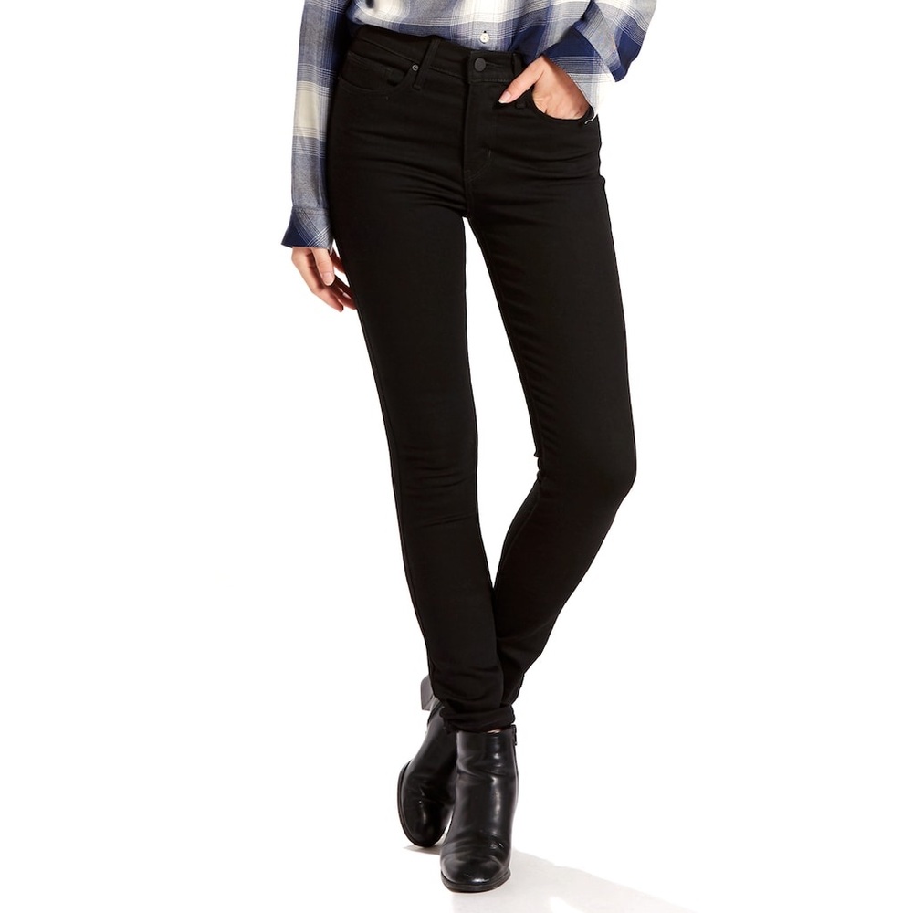 💥Levi’s slimming skinny black jeans